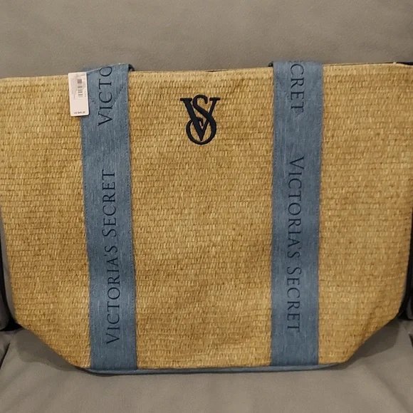 VICTORIA'S SECRET TOTE - Picture 1 of 6